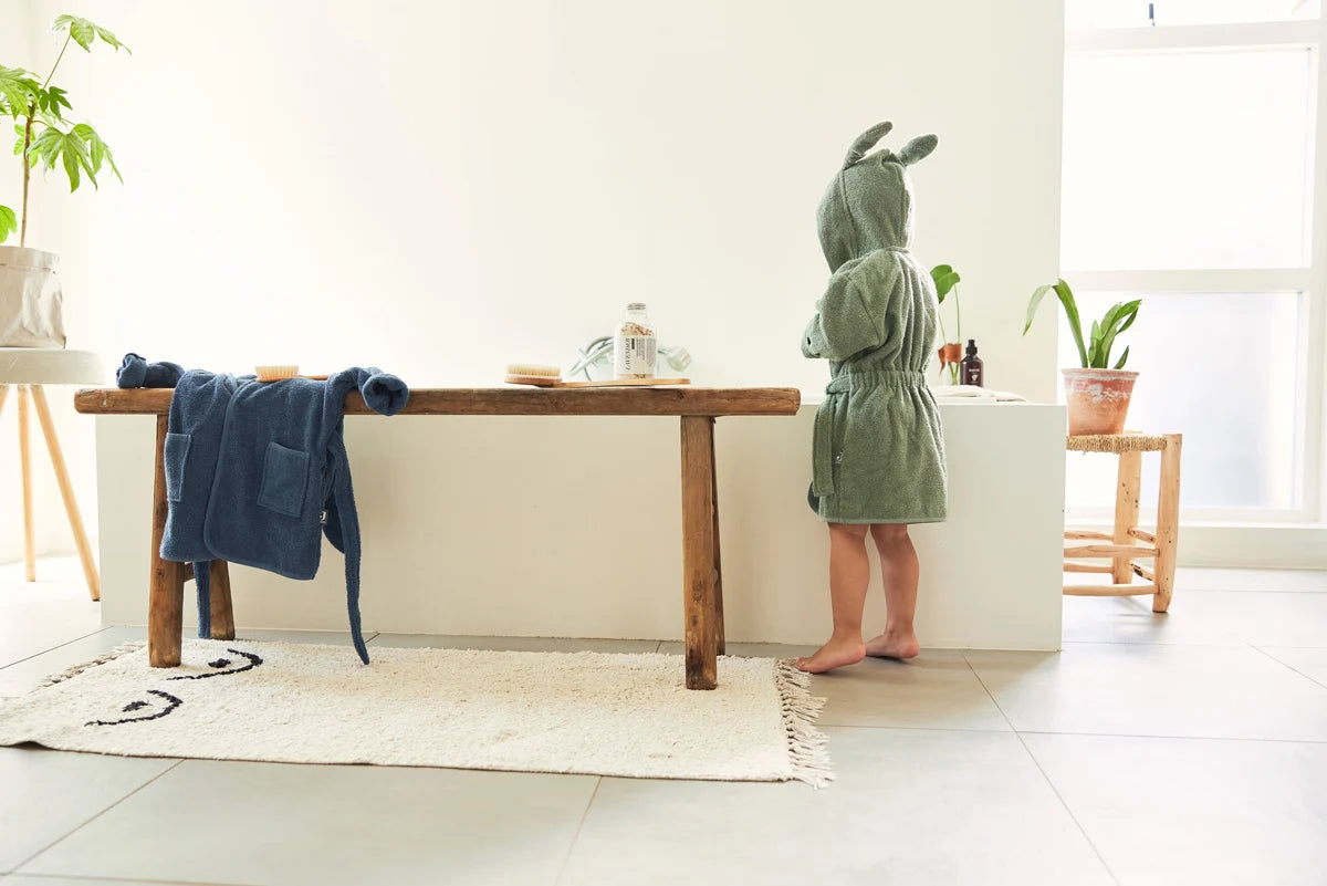Kinderbademantel mit Namen bestickt – Frottee Bademantel mit Kapuze