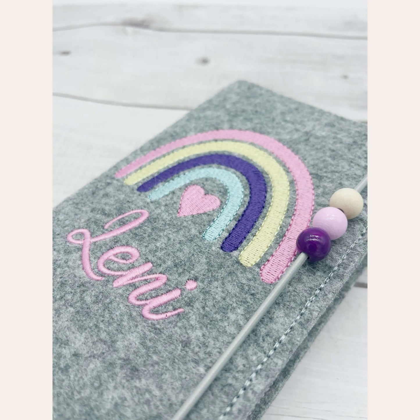 Regenbogen Gotteslobhülle Detailansicht 