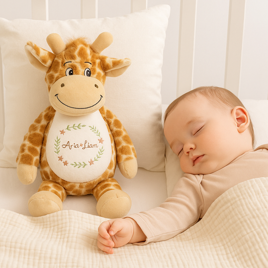 Kuscheltier-Giraffe mit Namen