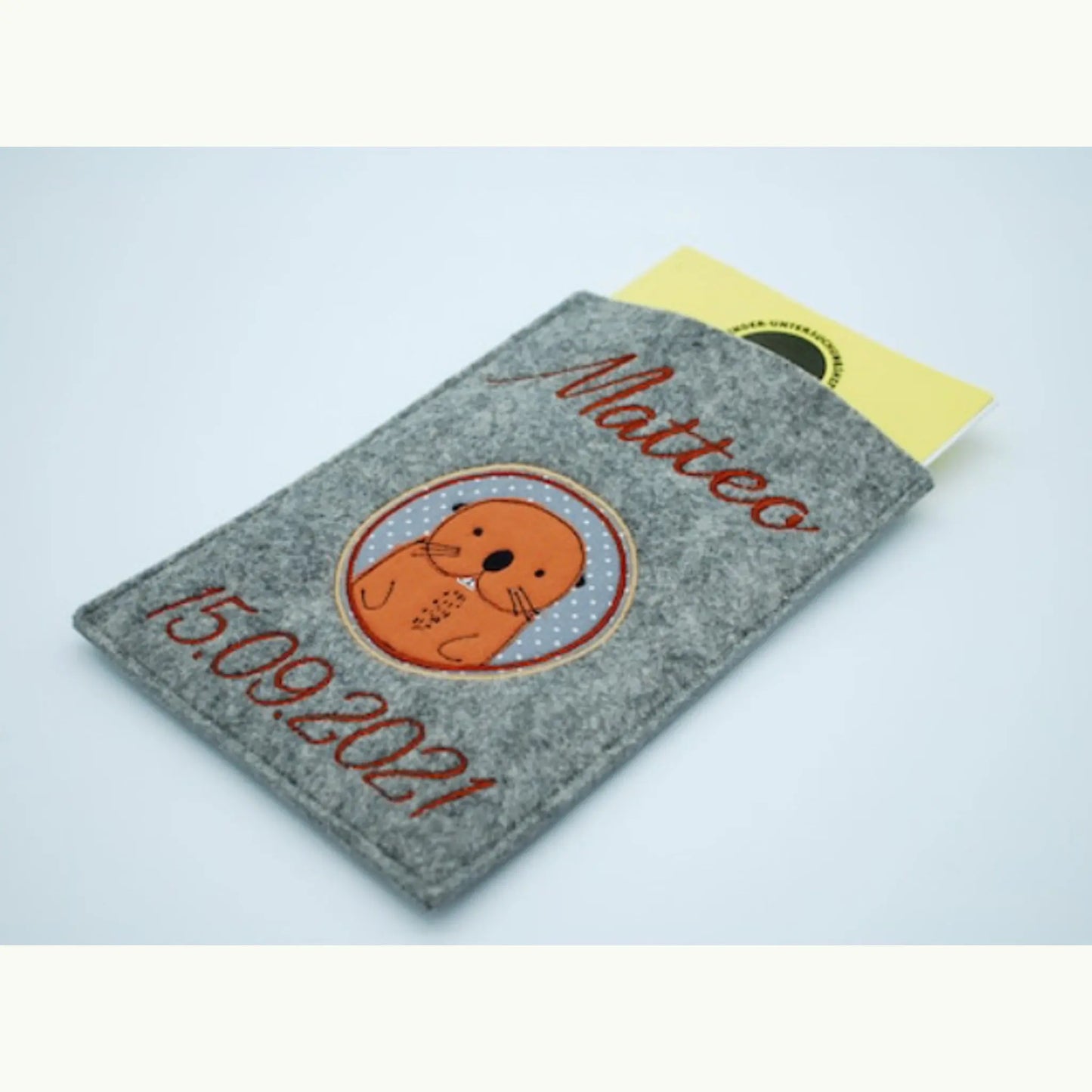 U-Hefthülle aus Filz „Biber“ – bestickt & personalisiert Mein Shop