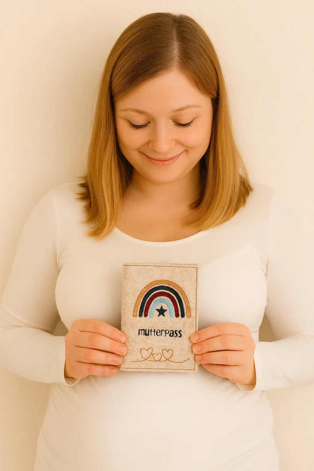 U-Hefthülle aus Filz bestickt „Regenbogen“ Mein Shop