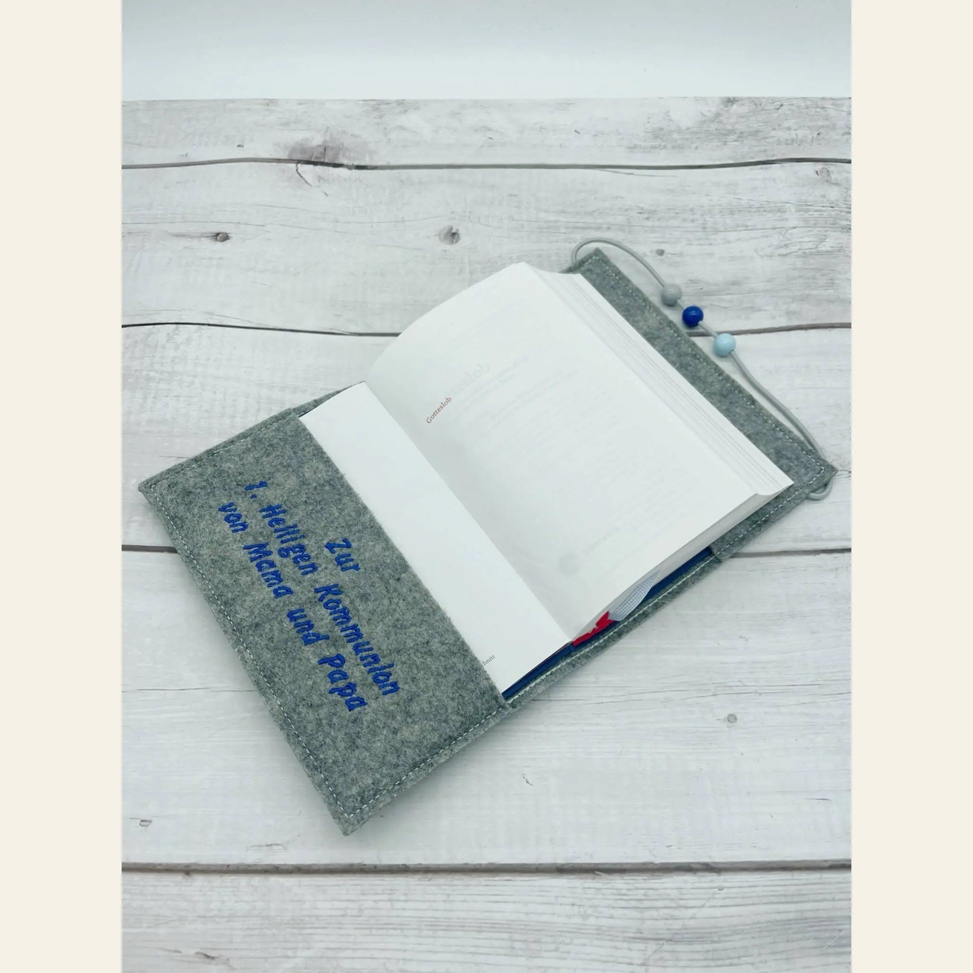 Gotteslobhülle Widmung vorne "Zur 1. Heiligen Kommunion von Mama und Papa"