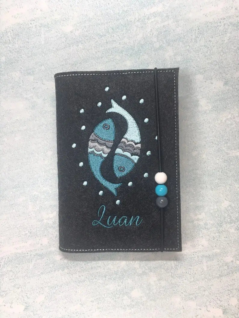 Gotteslobhülle Filz mit Fischmotive – personalisiert & bestickt Mein Shop