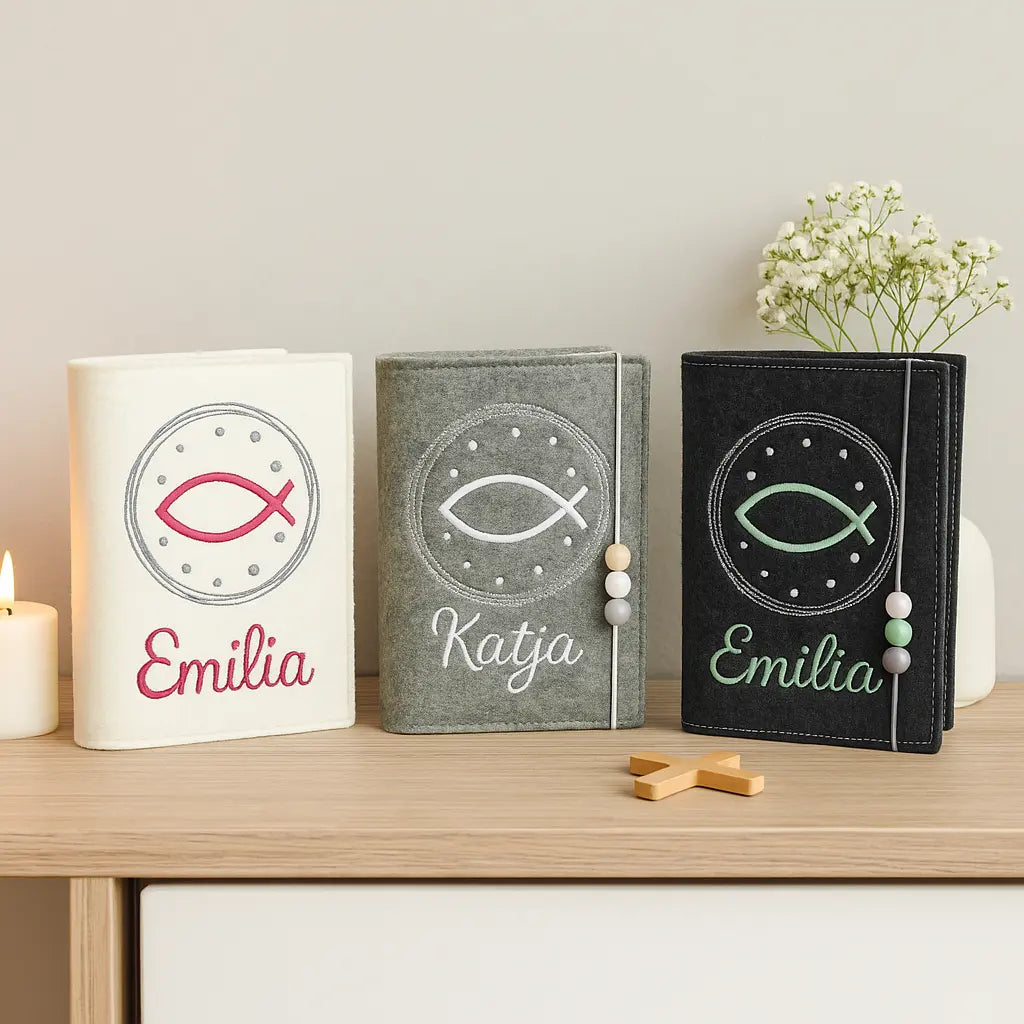 3 Gotteslobhüllen in verschiedenen Farben personalisiert bestickt