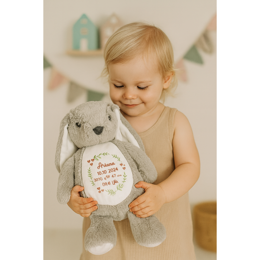 Babygeschenk Kuscheltier Hase personalisiert 