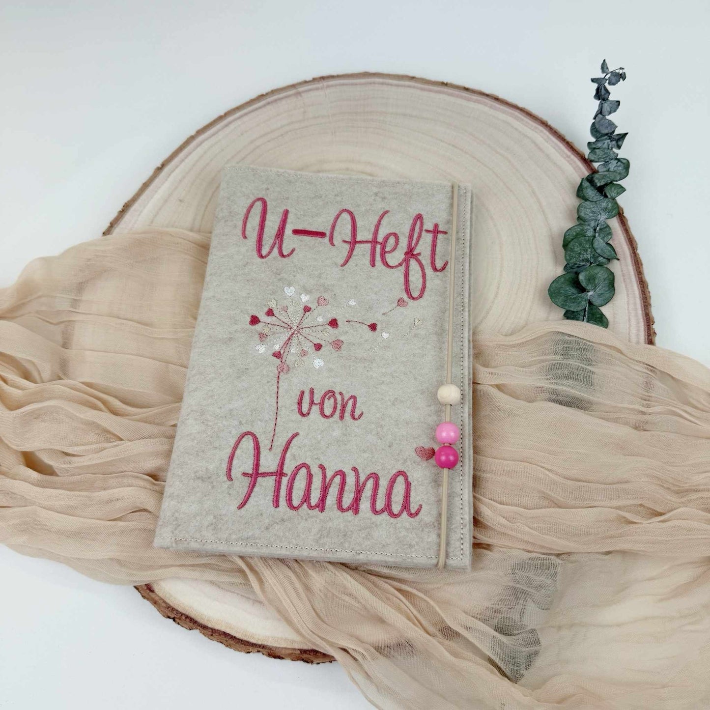 Filzeinband bestickt mit Pusteblume Geschenk zur Geburt 