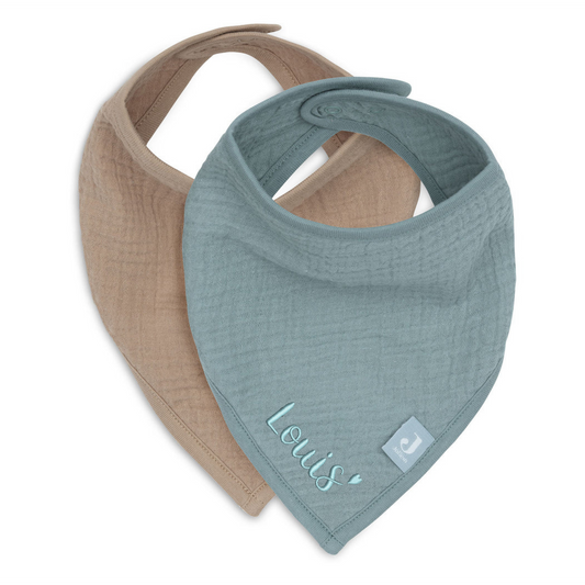 Bandana Lätzchen mit Namen bestickt – 2er Set aus Musselin
