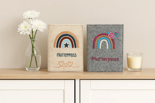 U-Hefthülle aus Filz bestickt „Regenbogen“ Mein Shop