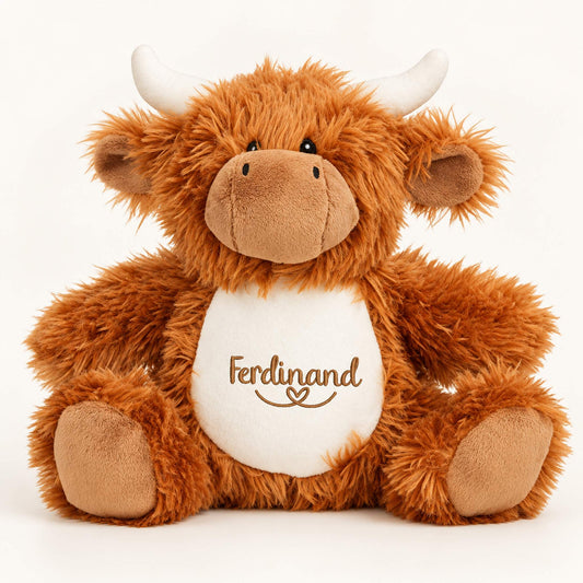 Personalisierte Hochlandkuh als Kuscheltier mit Name Ferdinand und gestickter Herzlinie
